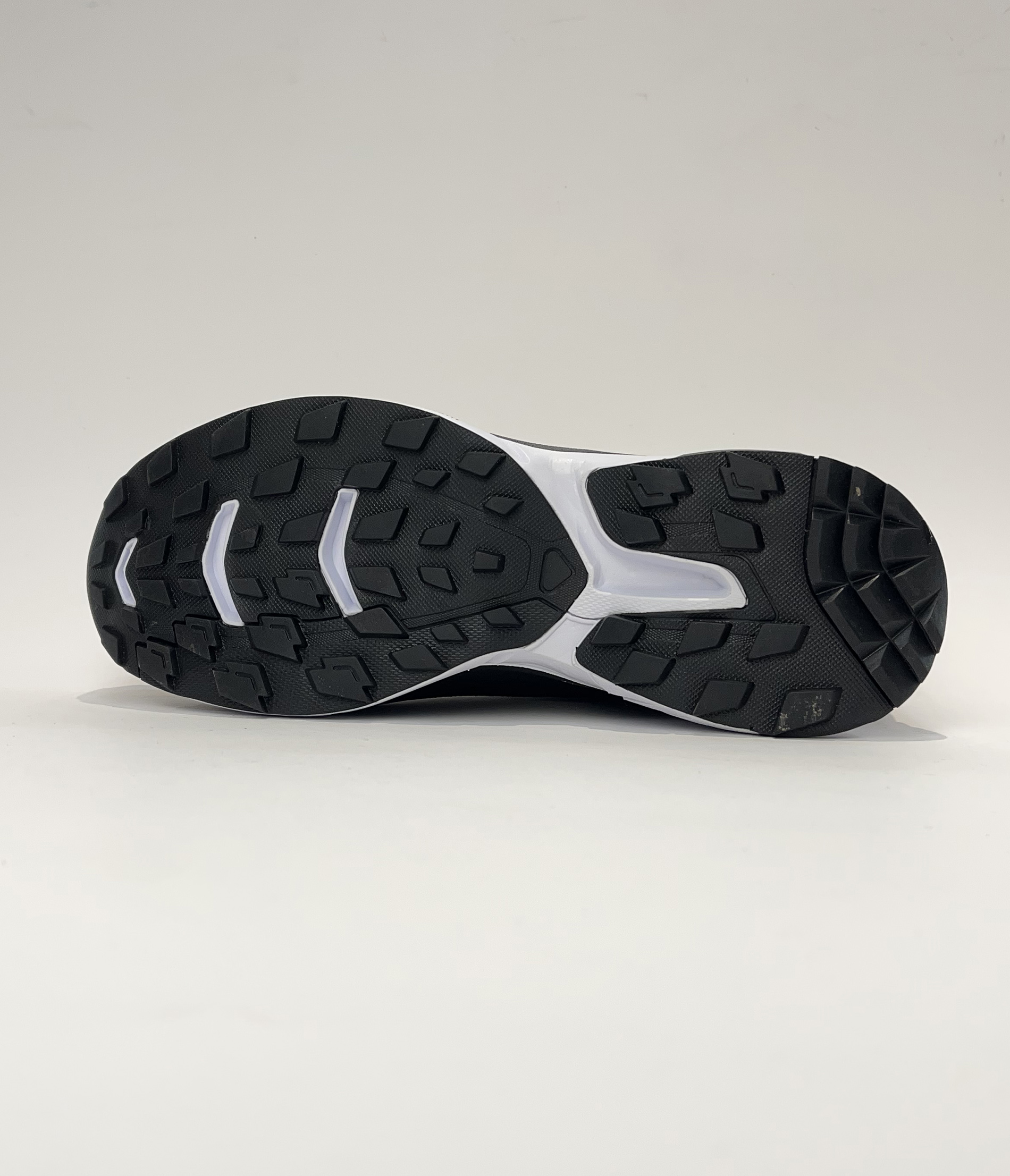 کفش آی رانر دیسکی مشکی زیر سفید کد Z128