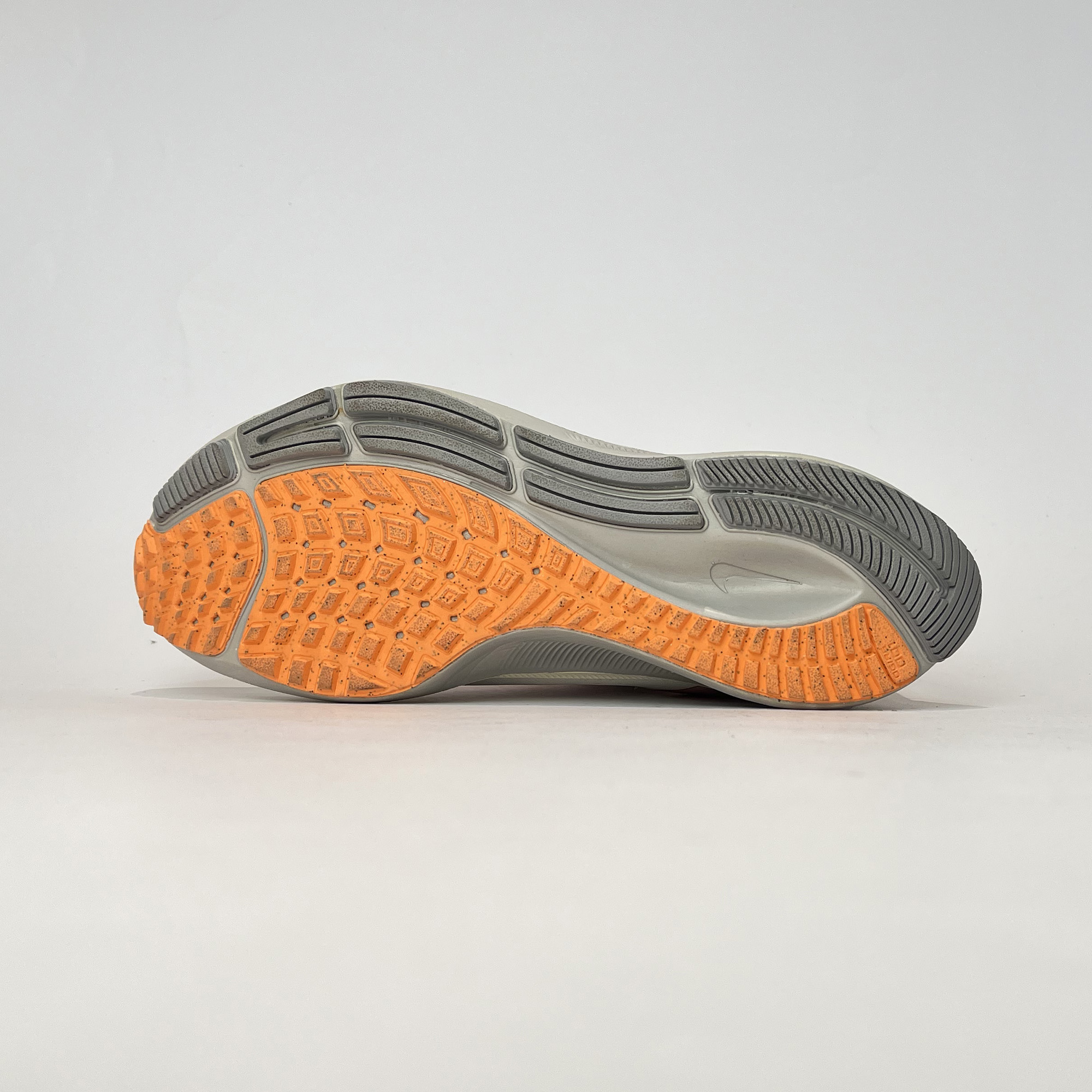 کفش راحتی نایک زوم پگاسوس Air zoom pegasus 38 کرم صورتی Z20